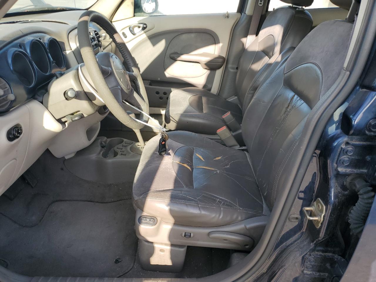 2002 Chrysler Pt Cruiser Limited VIN: 3C8FY68B32T247187 Lot: 91425655