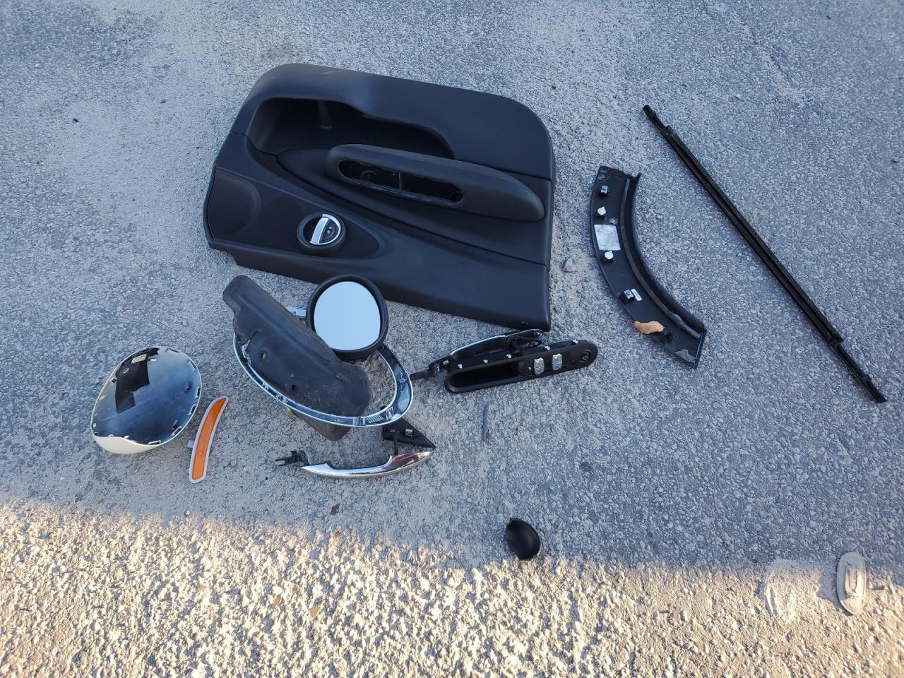 2016 Mini Cooper Clubman VIN: WMWLN5C55G2E31144 Lot: 91775055