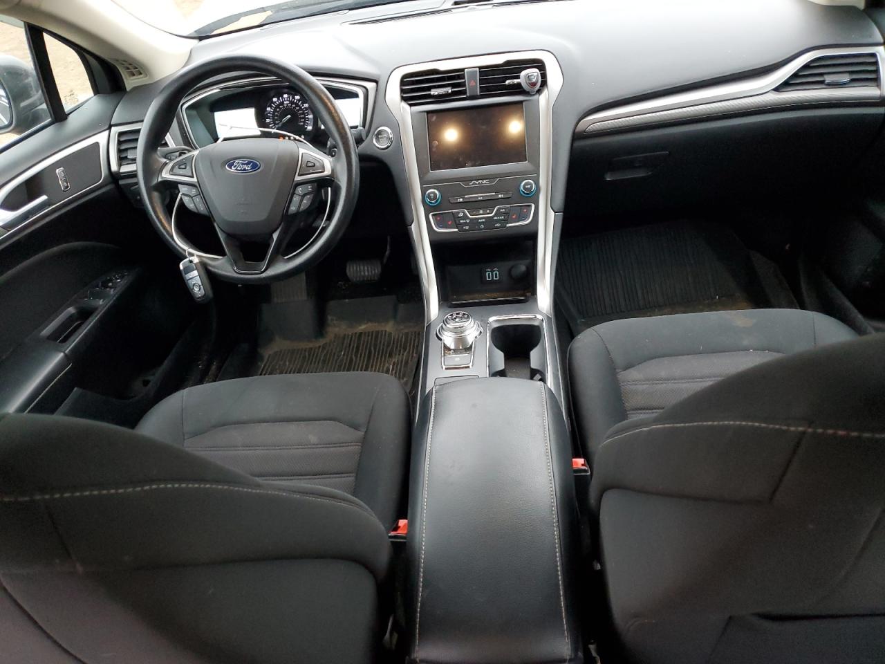 2020 Ford Fusion Se VIN: 3FA6P0T9XLR106580 Lot: 93829435