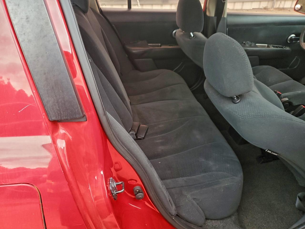 2010 Nissan Versa S VIN: 3N1BC1CP4AL368932 Lot: 94518685