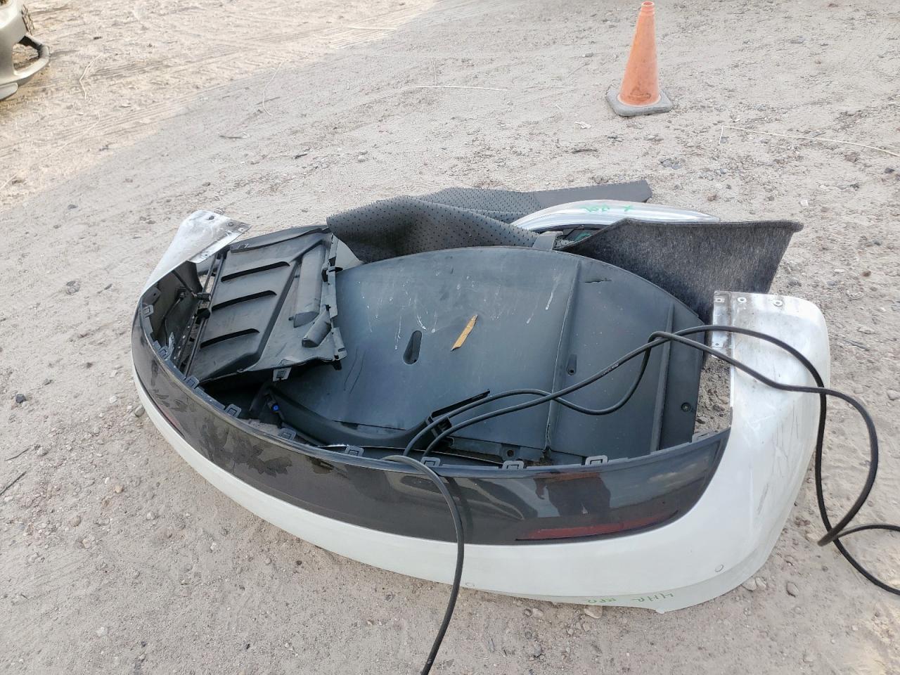 2019 Tesla Model S VIN: 5YJSA1E23KF306104 Lot: 93340795