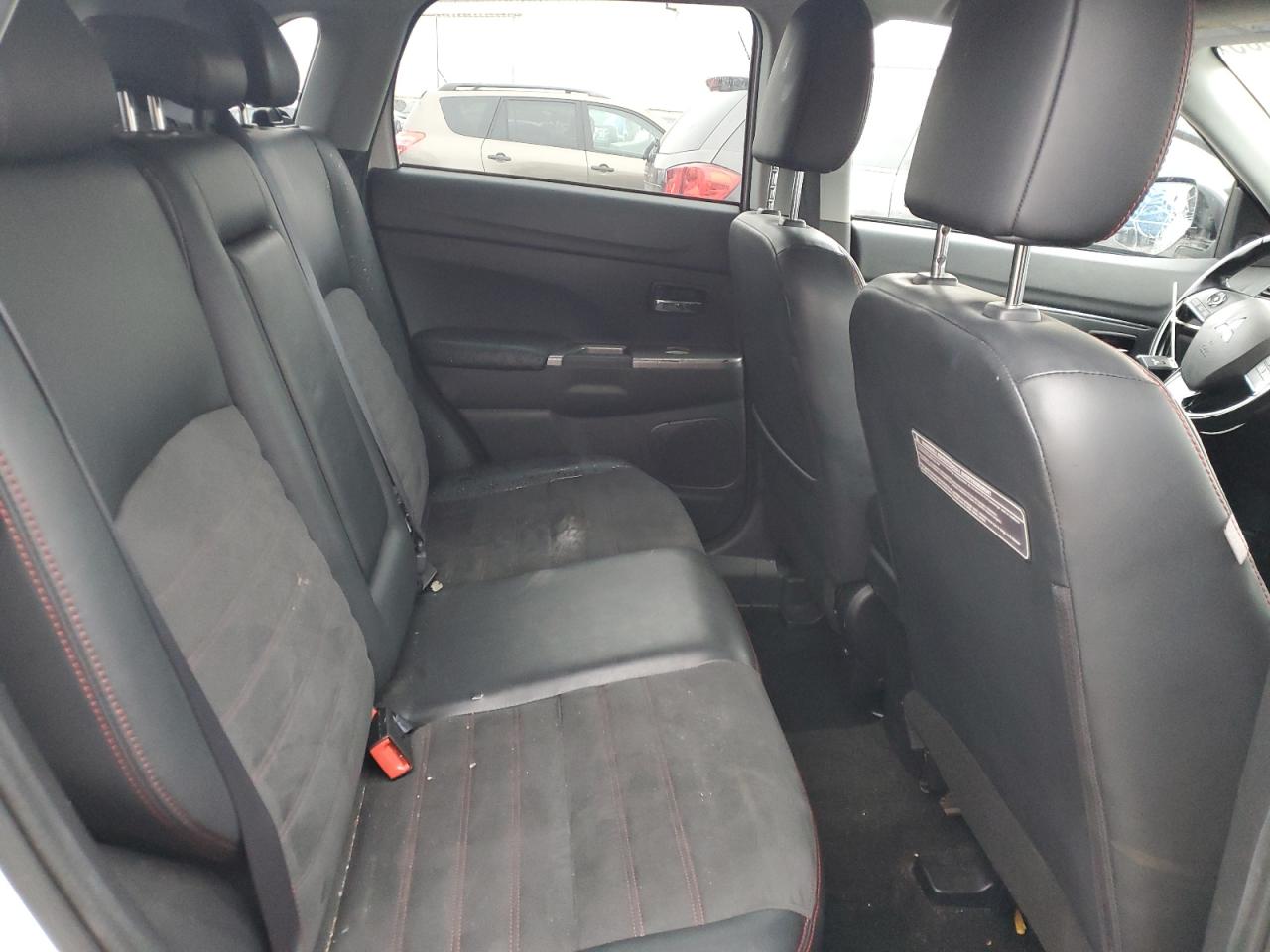 2018 Mitsubishi Outlander Sport Es VIN: JA4AR3AW8JU024744 Lot: 91706605