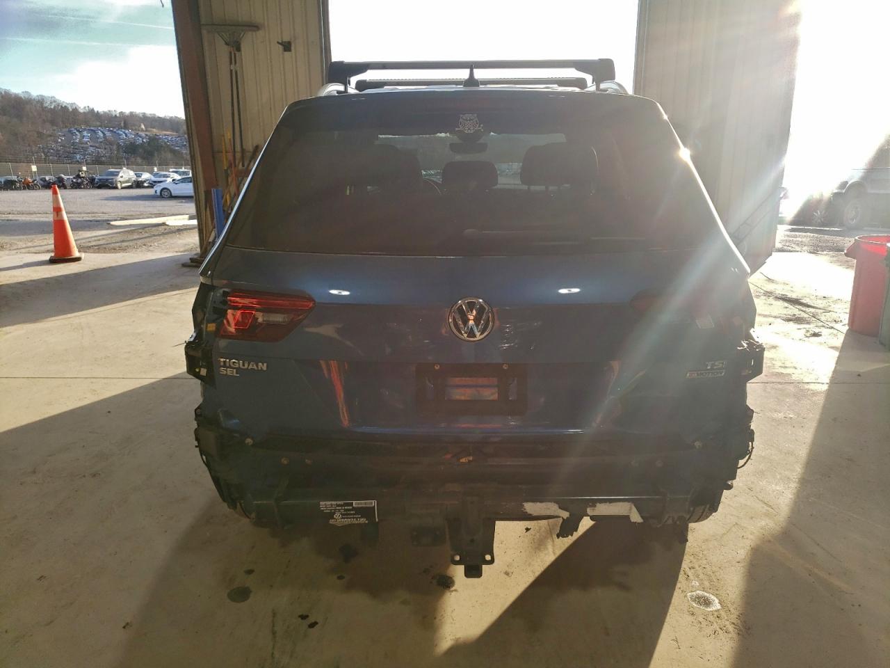 2018 Volkswagen Tiguan Sel Premium VIN: 3VV4B7AX2JM151566 Lot: 91963015