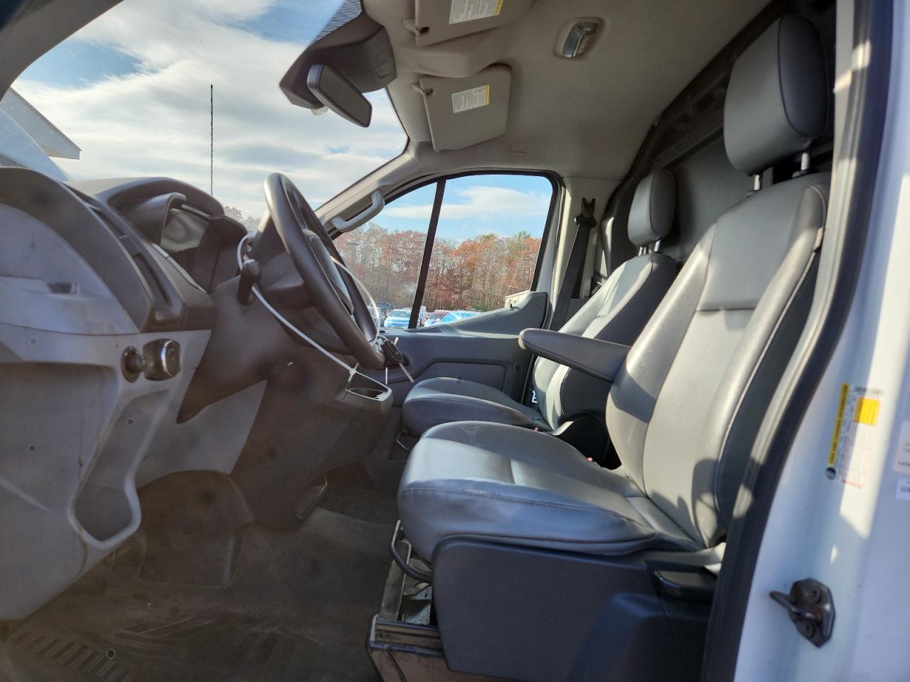 2016 Ford Transit T-150 Utility / Service Van VIN: 1FTYE1ZM6GKA81326 Lot: 92194185