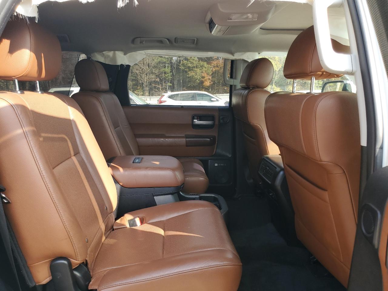 2017 Toyota Sequoia Platinum VIN: 5TDDW5G16HS154295 Lot: 93646025