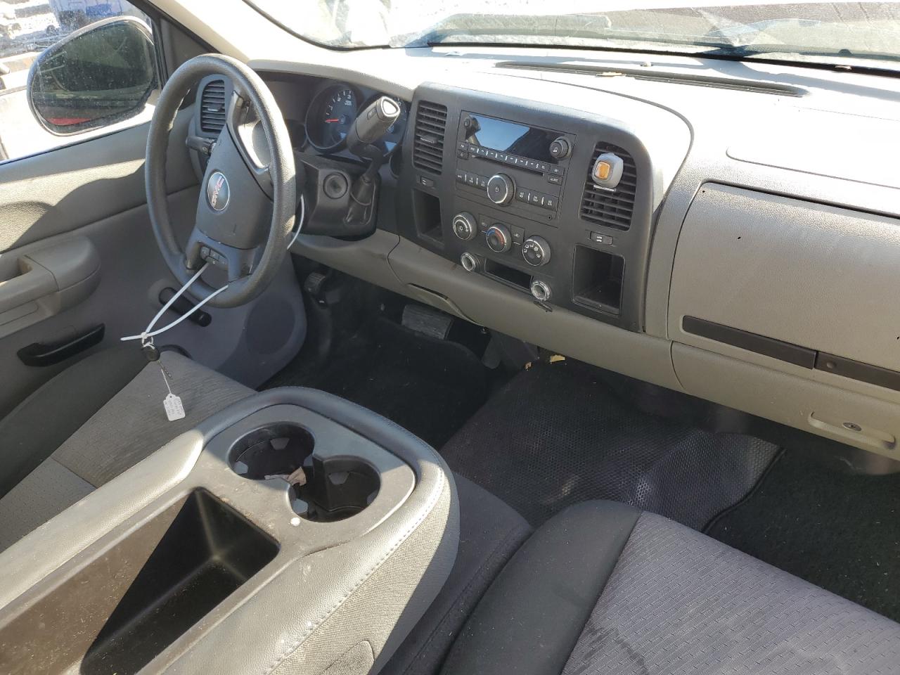 2008 GMC Sierra C1500 VIN: 1GTEC14X58Z277647 Lot: 92473755