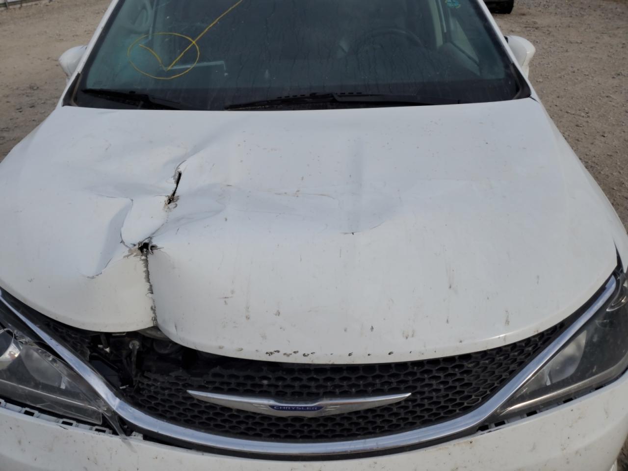 2020 Chrysler Pacifica Touring L VIN: 2C4RC1BGXLR275299 Lot: 90790665