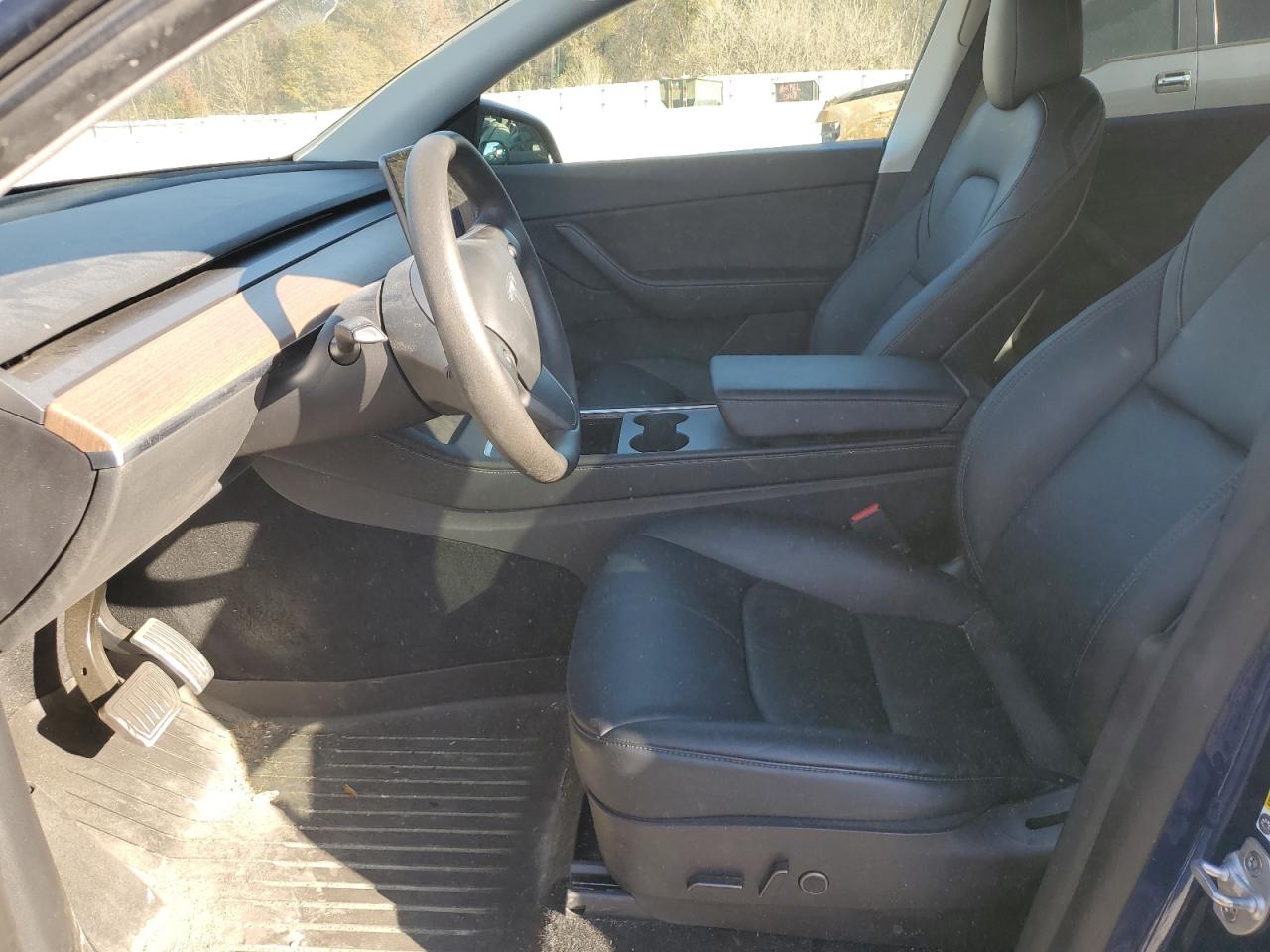 2022 Tesla Model Y VIN: 7SAYGDEE5NF449728 Lot: 92243285