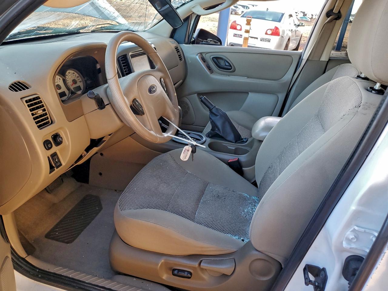 2005 Ford Escape Xlt VIN: 1FMYU03175KA45536 Lot: 93997655