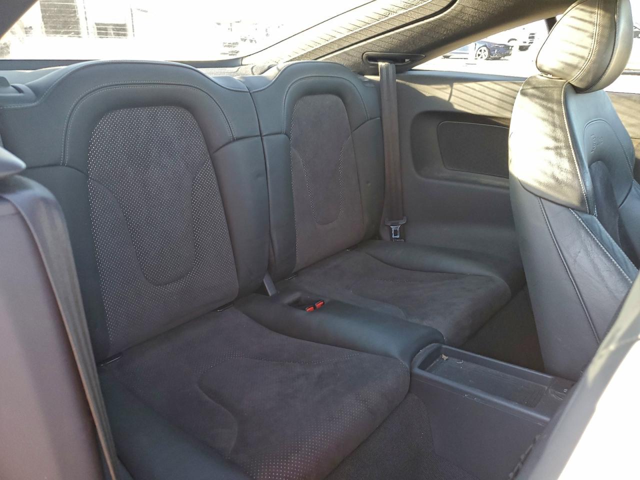 2011 Audi Tt Premium VIN: TRUBFAFK7B1026717 Lot: 93493875