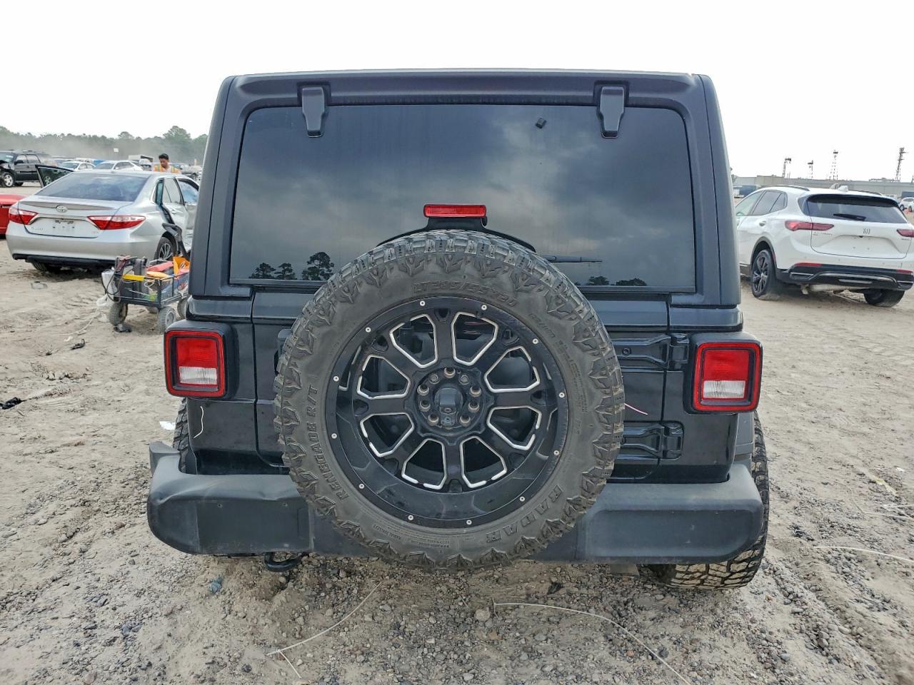 2021 Jeep Wrangler Sport VIN: 1C4GJXANXMW648267 Lot: 92222555