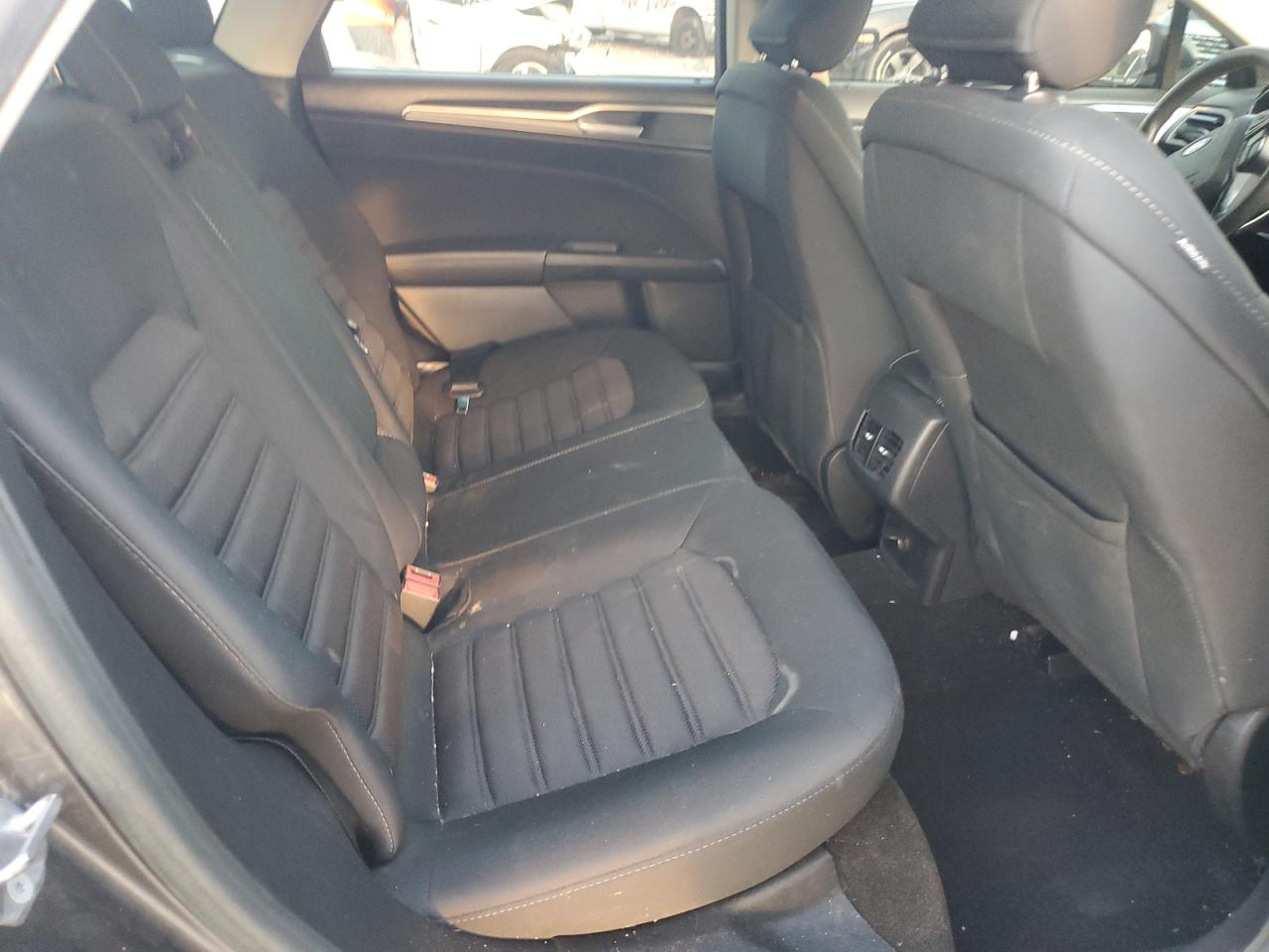 2018 Ford Fusion Se Hybrid VIN: 3FA6P0LU8JR101850 Lot: 93129095