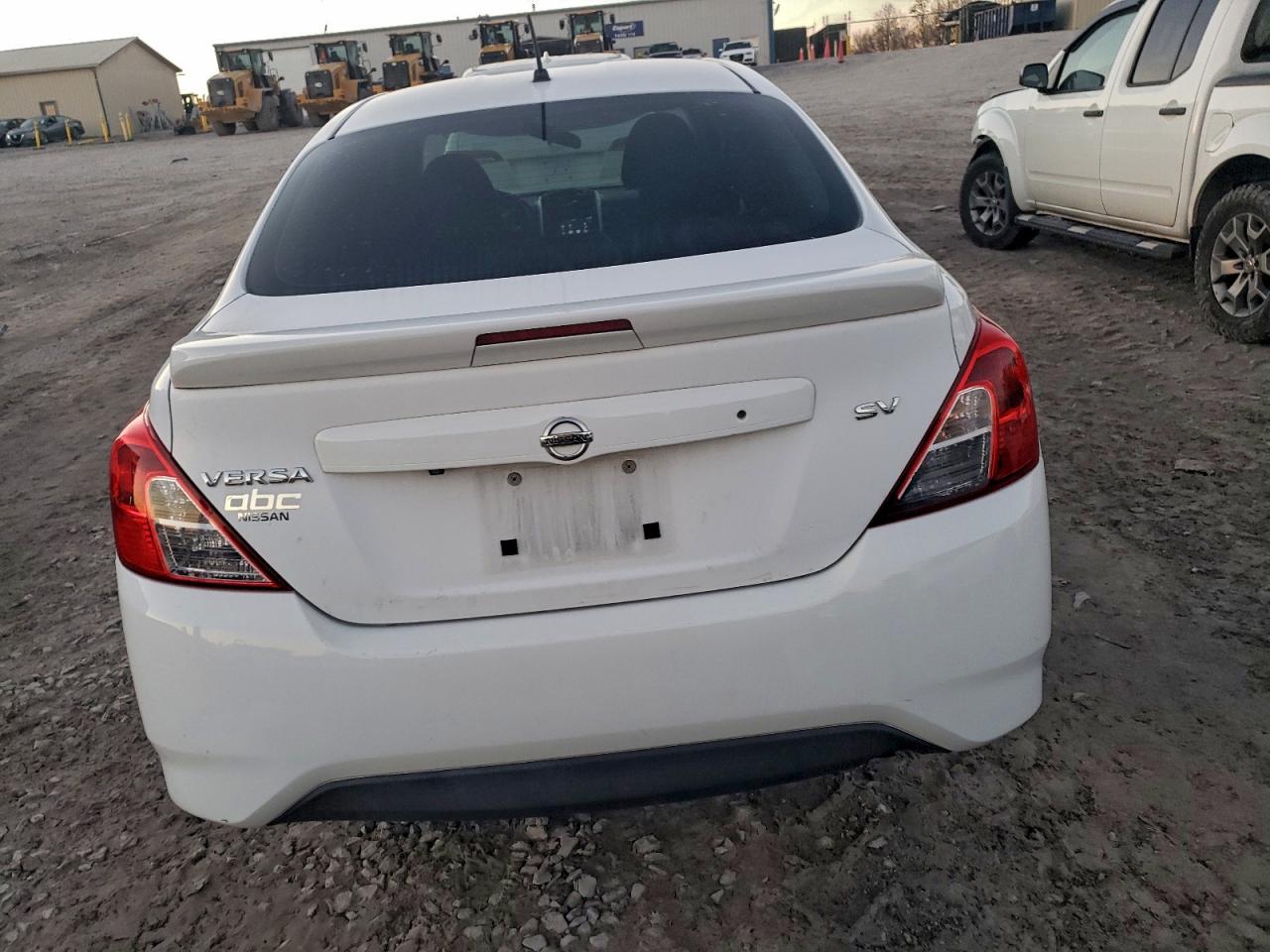 2018 Nissan Versa S VIN: 3N1CN7AP8JL879449 Lot: 94278895