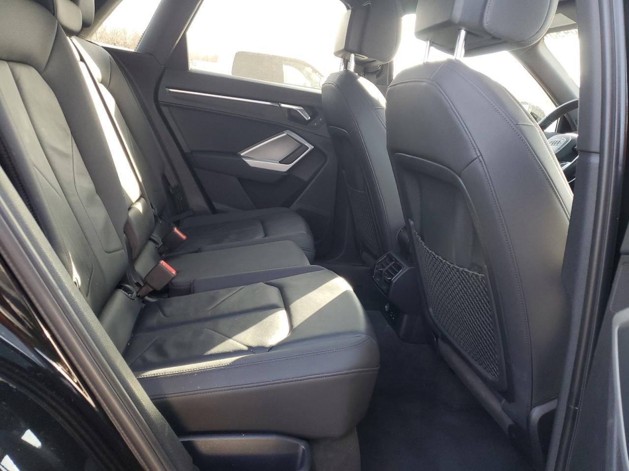 2020 Audi Q3 Premium Plus VIN: WA1BECF33L1076110 Lot: 93033495