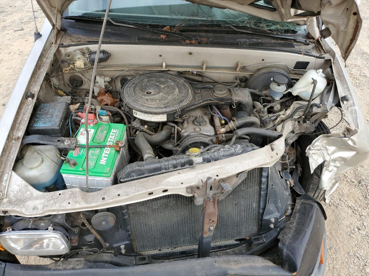 1994 Isuzu Conventional Short Bed VIN: JAACL11L4R7206453 Lot: 91276215