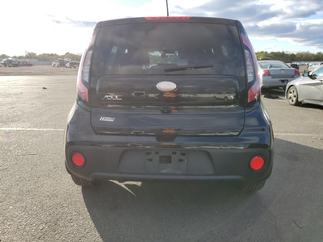 2018 Kia Soul VIN: KNDJN2A24J7563143 Lot: 92856795