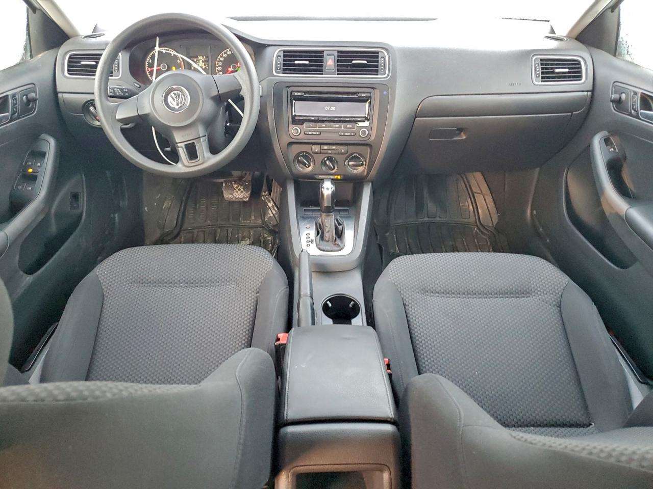 2013 Volkswagen Jetta Base VIN: 3VW2K7AJ5DM448673 Lot: 94167335