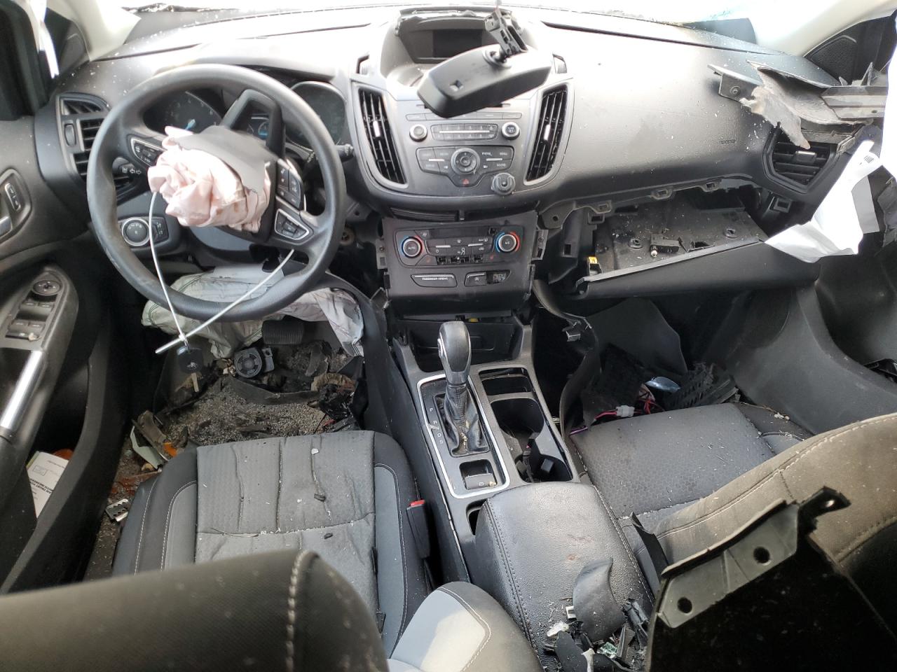 2018 Ford Escape Se VIN: 1FMCU0GDXJUD61137 Lot: 82697245