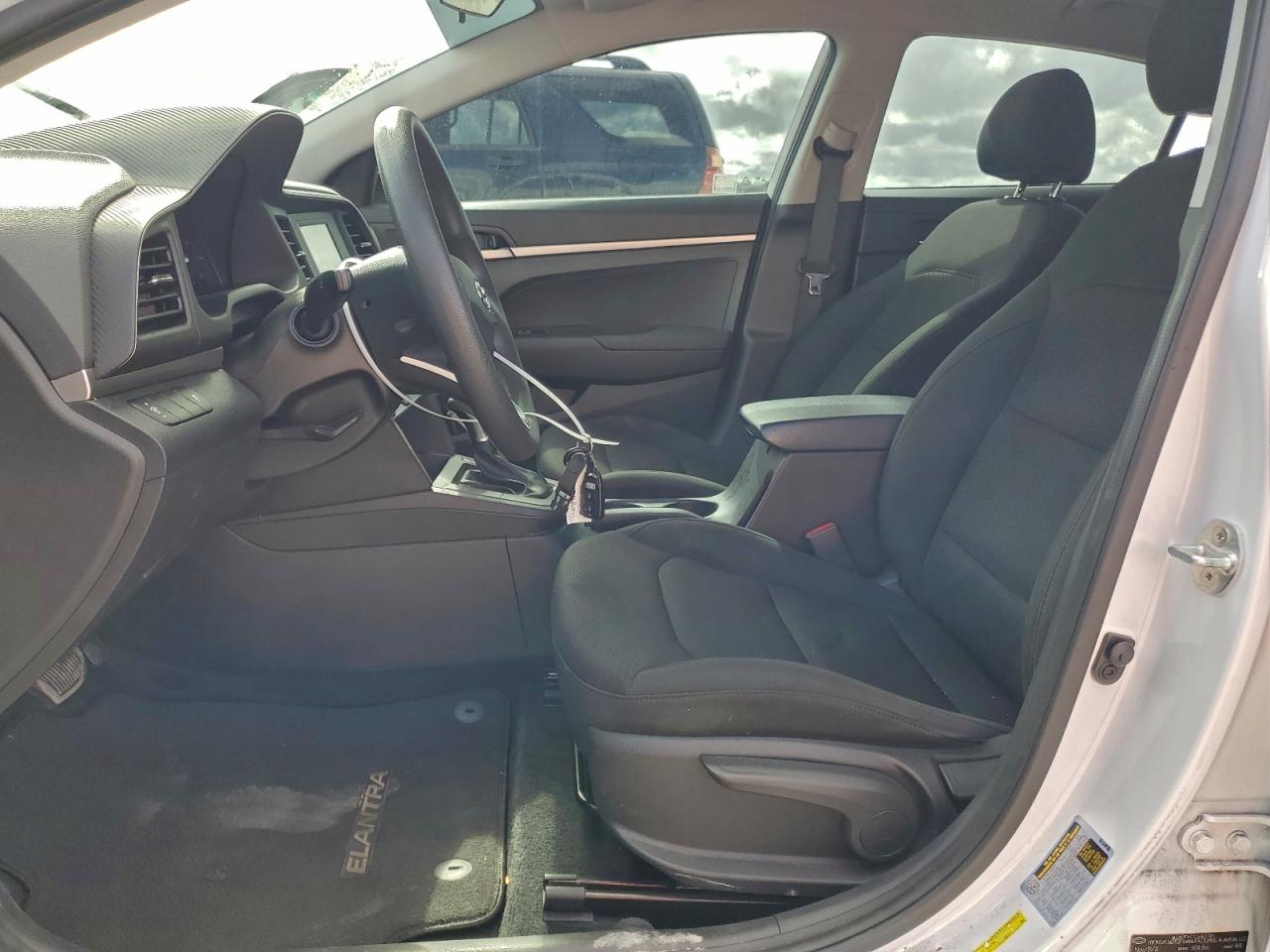 2019 Hyundai Elantra Se VIN: 5NPD74LF9KH437442 Lot: 94518365