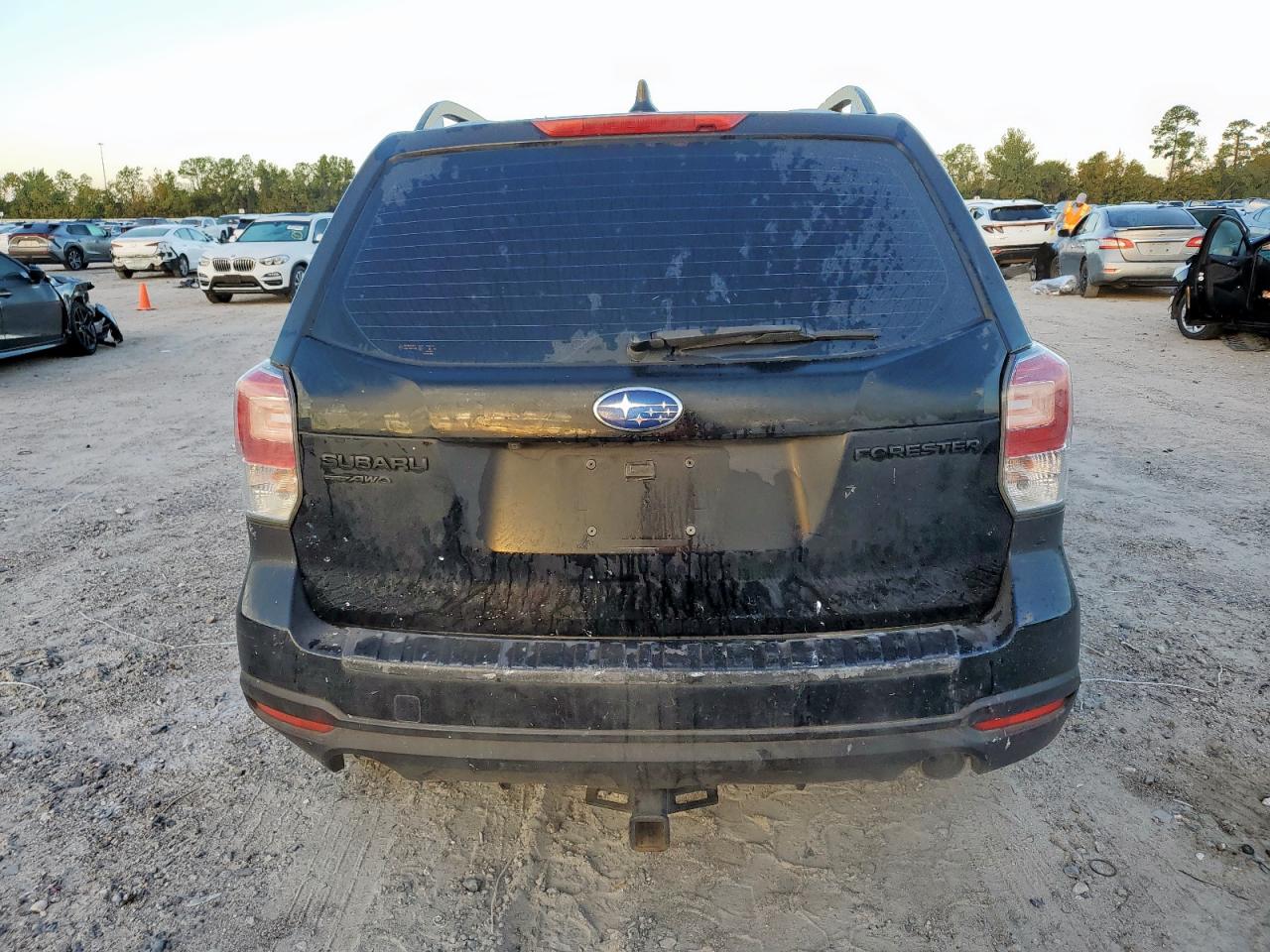 2017 Subaru Forester 2.5I VIN: JF2SJABC7HH533786 Lot: 90852075