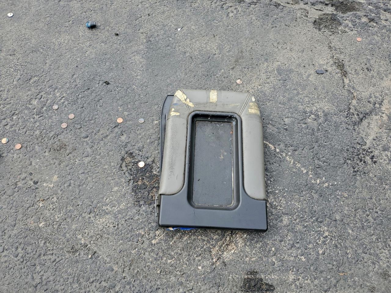 2004 Chevrolet Tahoe C1500 VIN: 1GNEC13V14J295191 Lot: 92752365