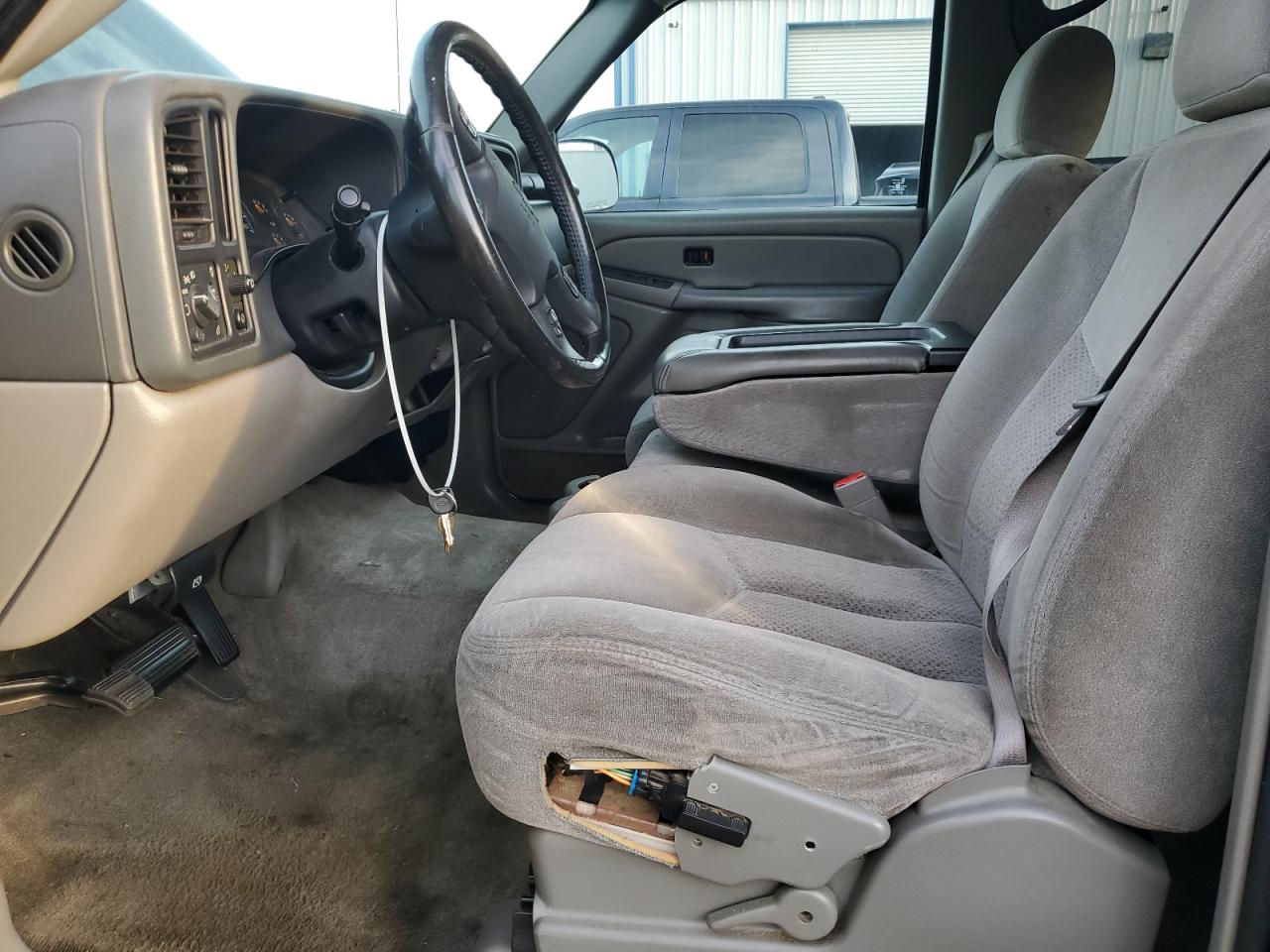 2004 Chevrolet Tahoe C1500 VIN: 1GNEC13V84R130286 Lot: 92246455