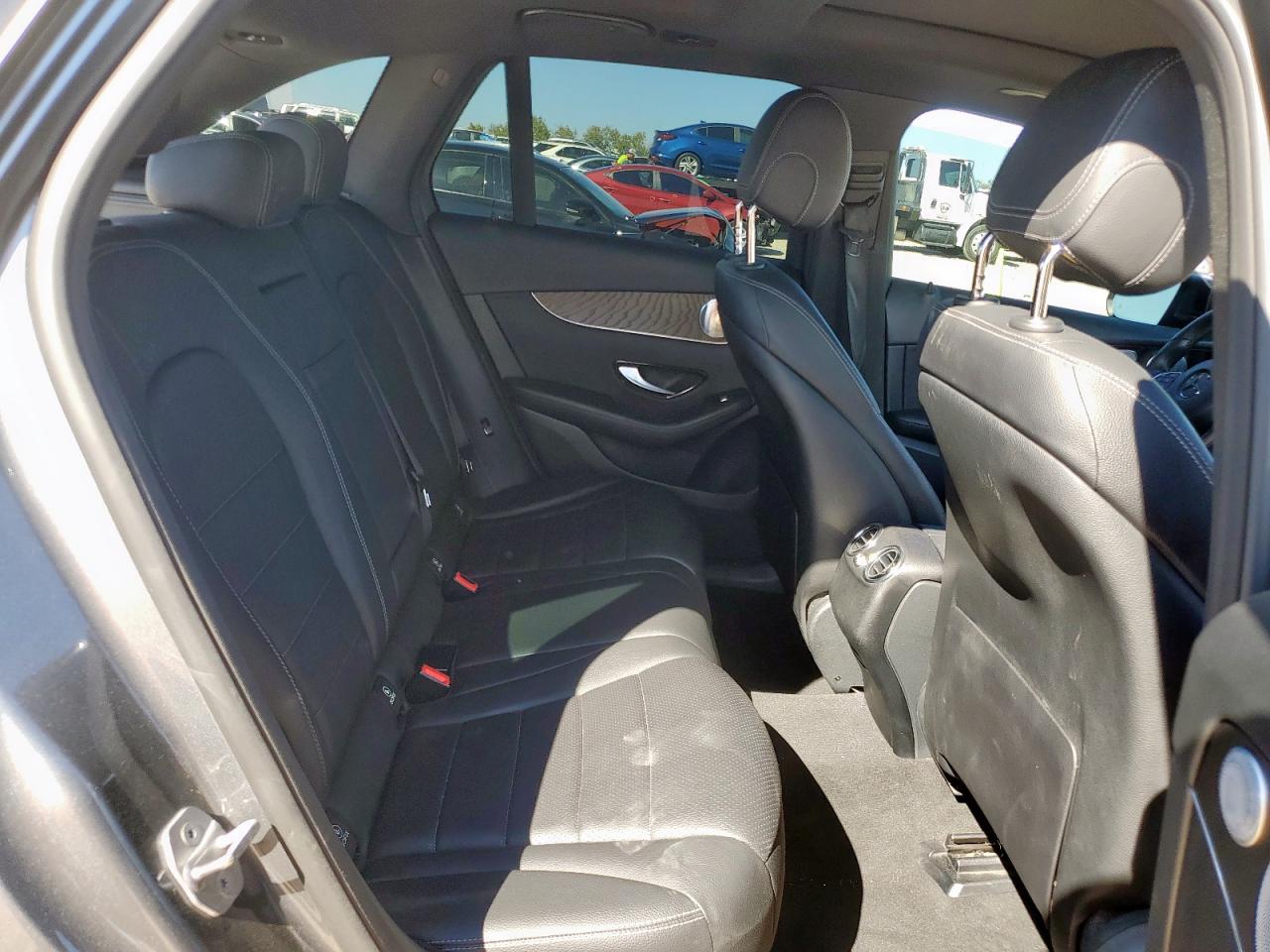 2017 Mercedes-Benz Glc 300 VIN: WDC0G4JB2HV010010 Lot: 91210325