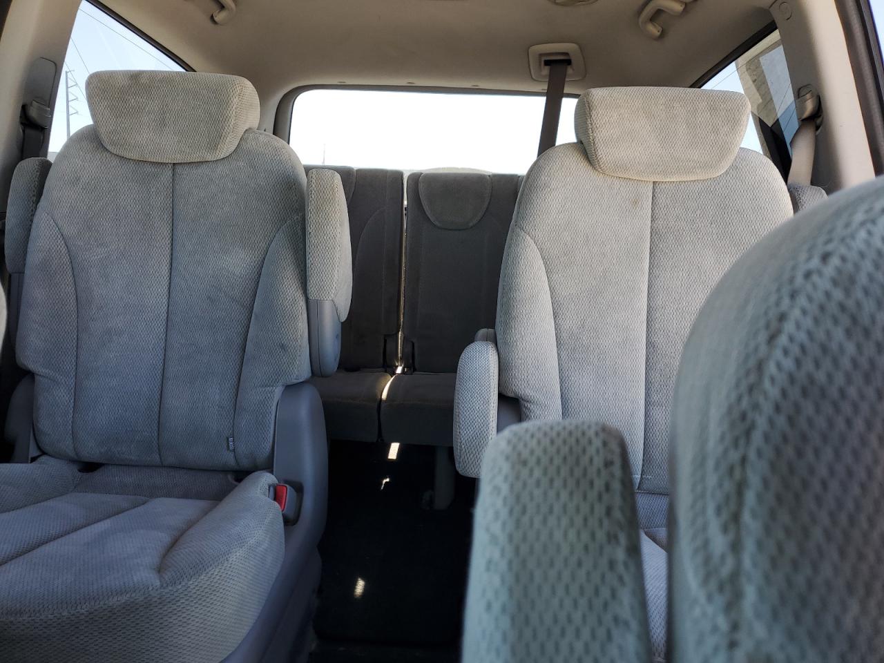 2008 Kia Sedona Ex VIN: KNDMB233086200110 Lot: 92381785