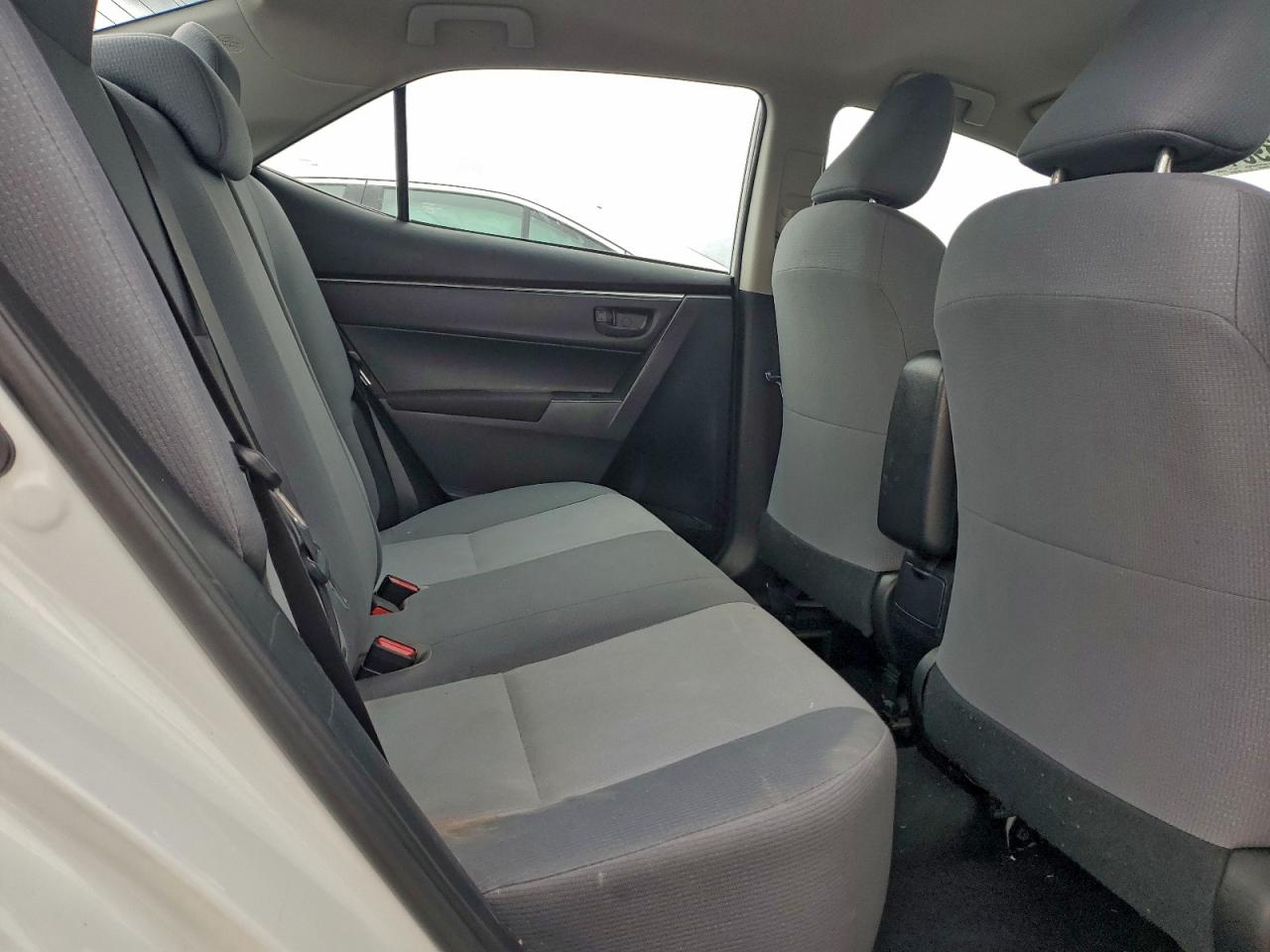 2016 Toyota Corolla L VIN: 2T1BURHE4GC631738 Lot: 93954185