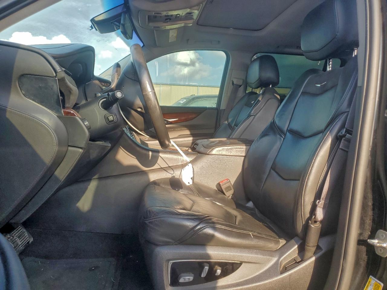 2015 Cadillac Escalade Esv Luxury VIN: 1GYS3HKJ6FR246053 Lot: 93082645