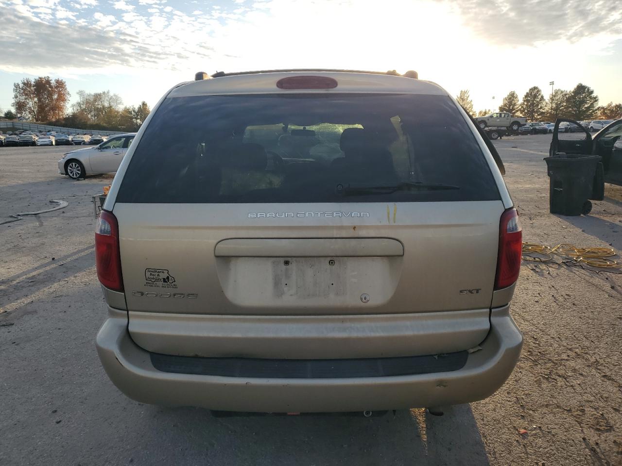 2005 Dodge Grand Caravan Sxt VIN: 2D4GP44L95R331455 Lot: 92017705