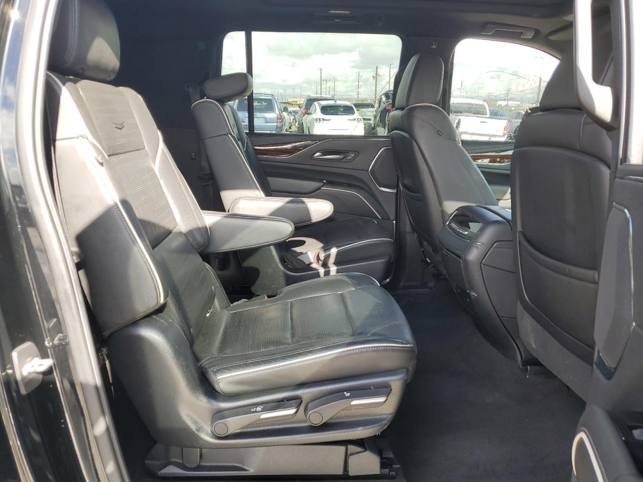 2021 Cadillac Escalade Esv Premium Luxury VIN: 1GYS3KKL5MR386798 Lot: 92750275