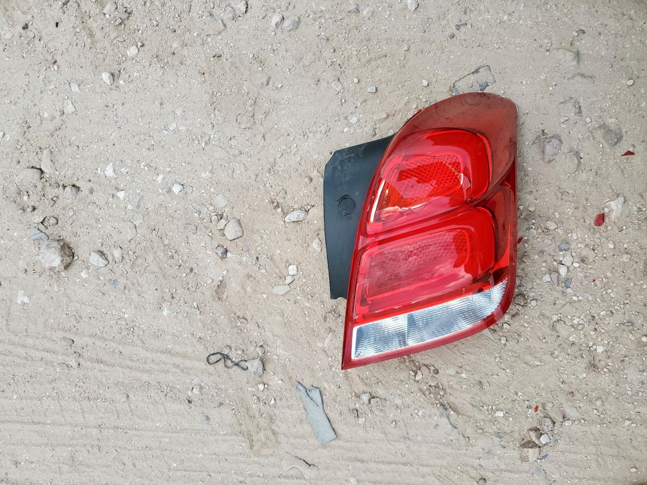 2019 Chevrolet Trax 1Lt VIN: 3GNCJLSB7KL326188 Lot: 93977485