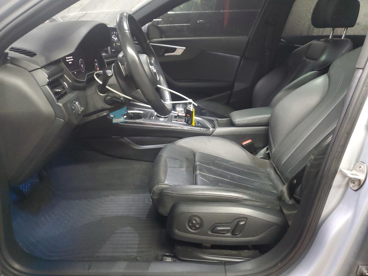 2019 Audi A4 Premium Plus VIN: WAUENAF44KN016793 Lot: 92833035