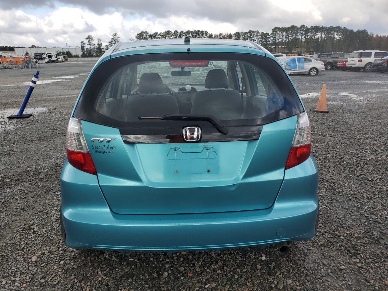 2013 Honda Fit VIN: JHMGE8G32DC061206 Lot: 85918345