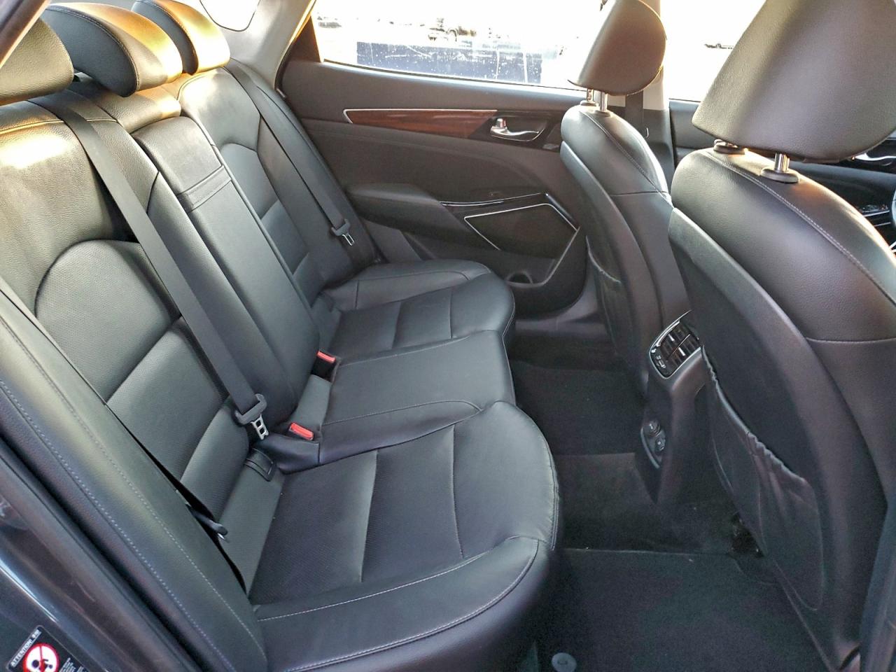 2018 Kia Cadenza Luxury VIN: KNALC4J12J5103635 Lot: 94423315