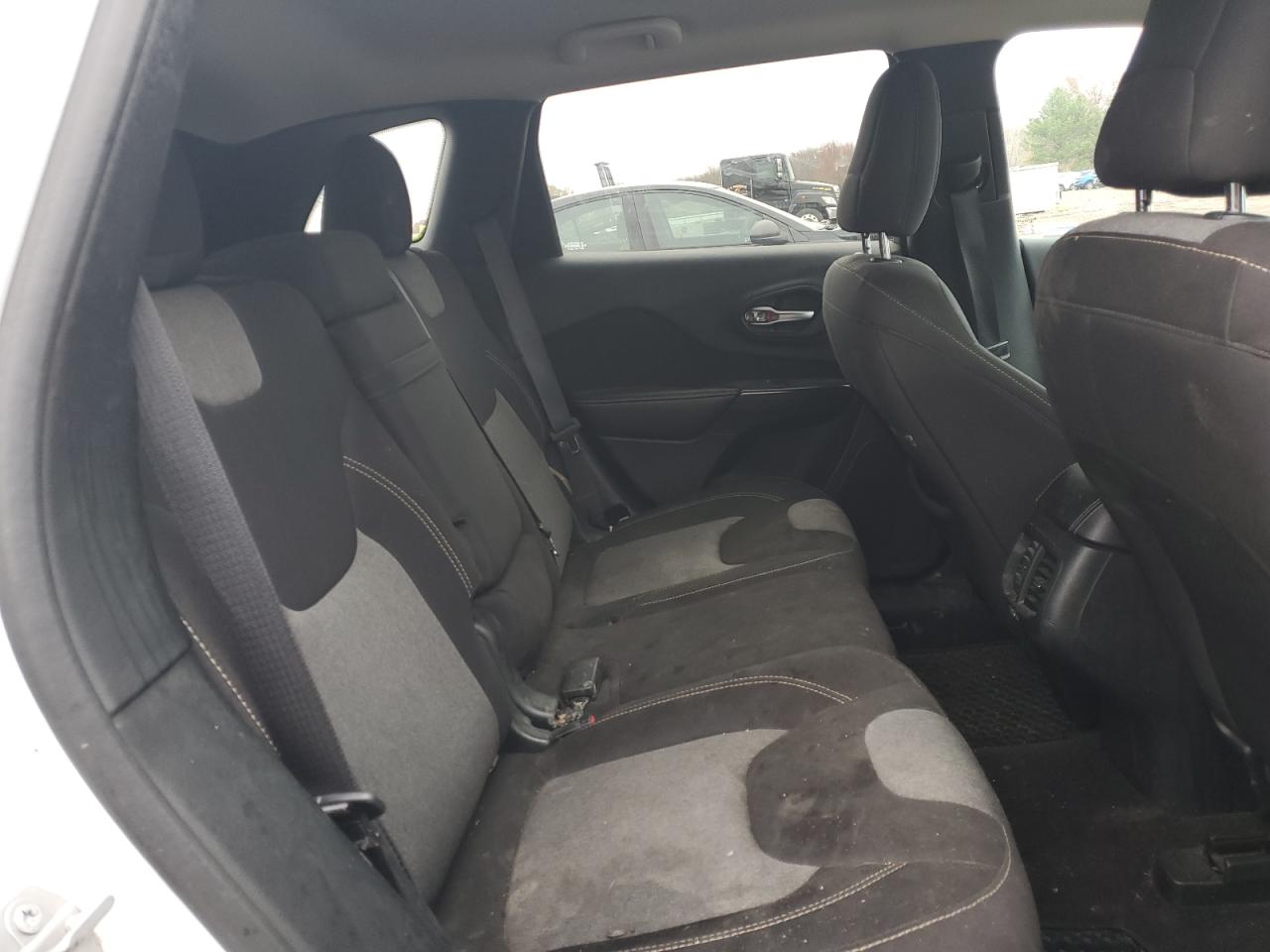 2016 Jeep Cherokee Sport VIN: 1C4PJMAB4GW227606 Lot: 92442345