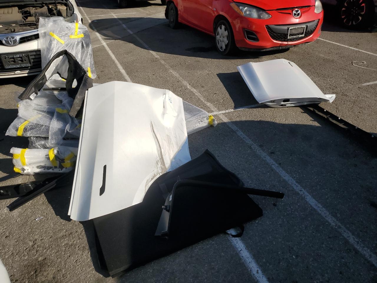 2023 Tesla Model Y VIN: 7SAYGAEE3PF873684 Lot: 90752965