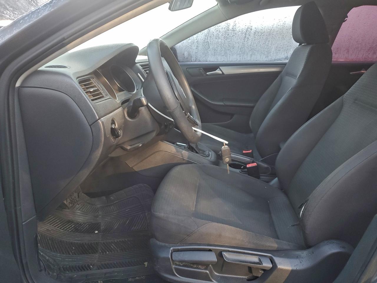 2015 Volkswagen Jetta Base VIN: 3VW2K7AJ5FM206596 Lot: 93522505