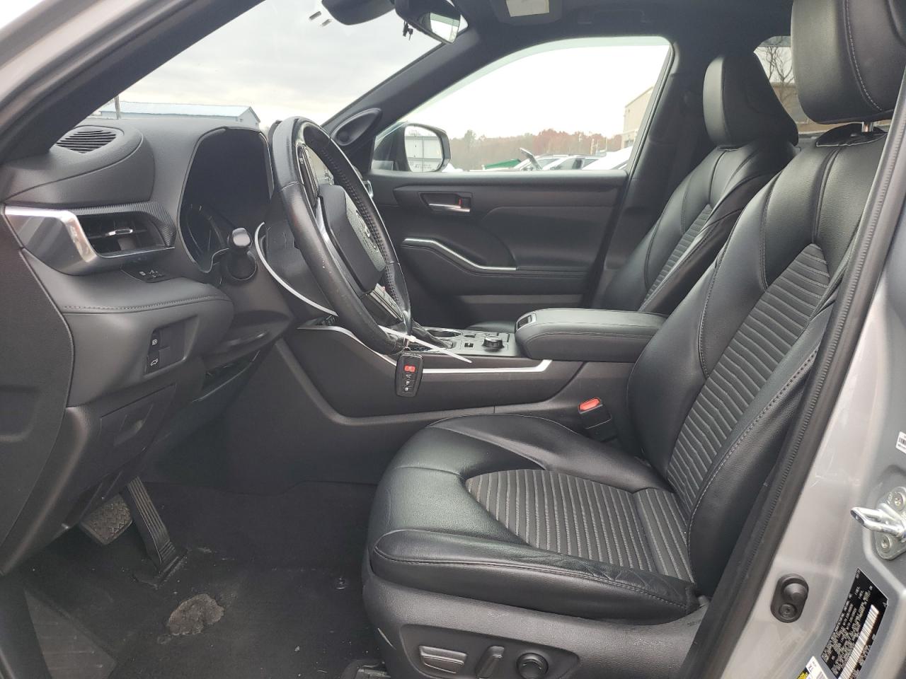 2021 Toyota Highlander Xse VIN: 5TDJZRBH4MS057032 Lot: 93909005