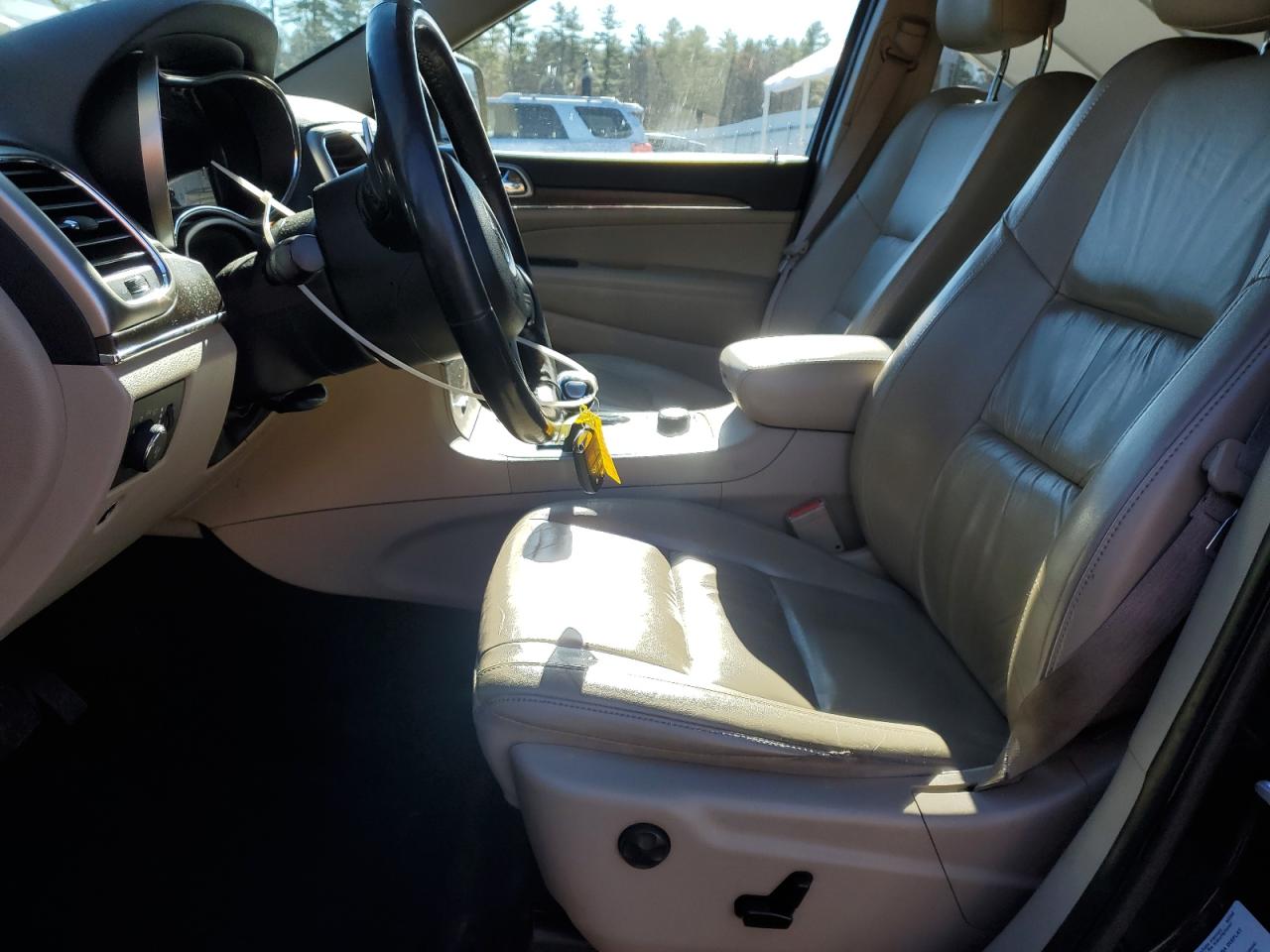 2015 Jeep Grand Cherokee Limited VIN: 1C4RJFBG1FC821522 Lot: 92994215