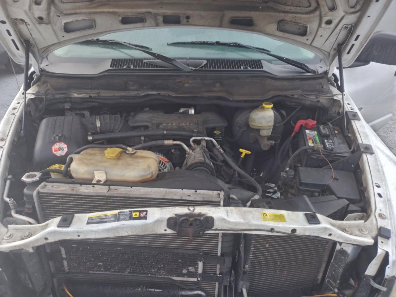 2004 Dodge Ram 1500 St VIN: 1D7HA18D04S581724 Lot: 93059645