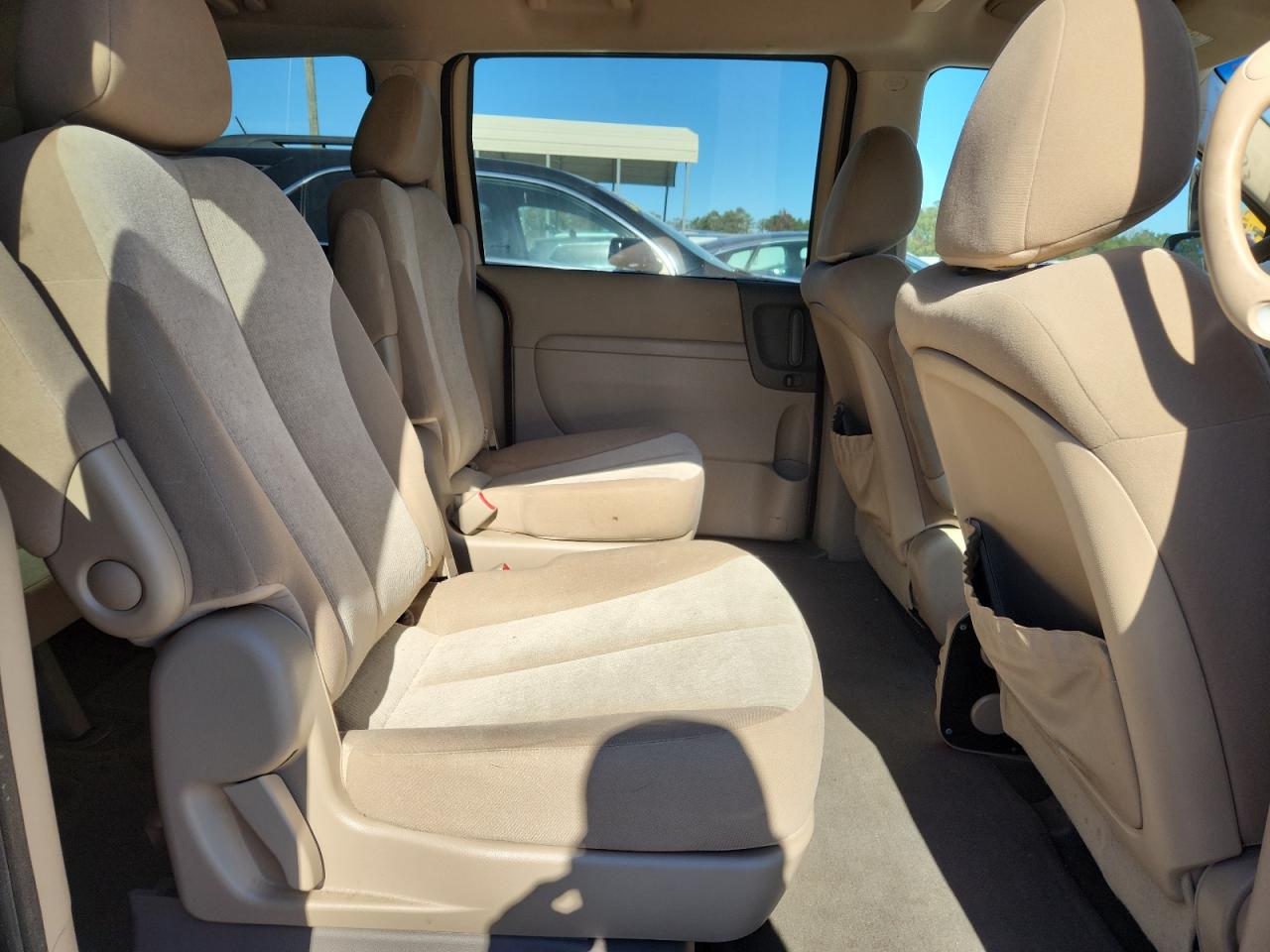 2012 Kia Sedona Lx VIN: KNDMG4C75C6457479 Lot: 92679005