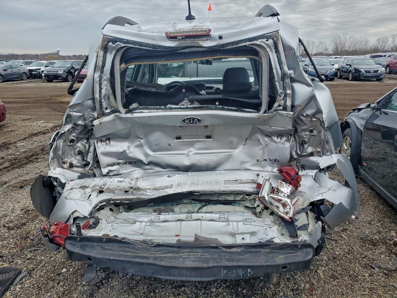 2009 Kia Rondo Lx VIN: KNAFG526197252832 Lot: 94037125