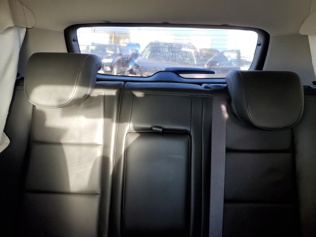 2018 Buick Encore Premium VIN: KL4CJDSB7JB636348 Lot: 92850265