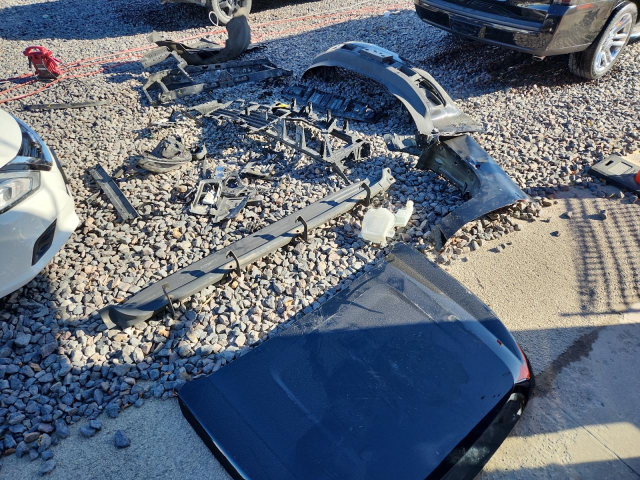 2017 GMC Yukon Xl K1500 Slt VIN: 1GKS2GKC2HR392641 Lot: 91613885