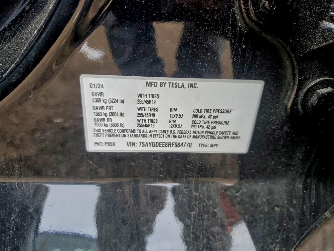 2024 Tesla Model Y VIN: 7SAYGDEE8RF984770 Lot: 93778565