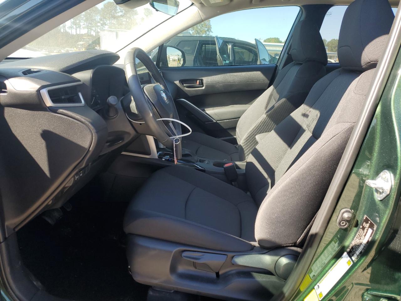 2025 Toyota Corolla Cross Le VIN: 7MUBAAAG1SV134173 Lot: 92381895