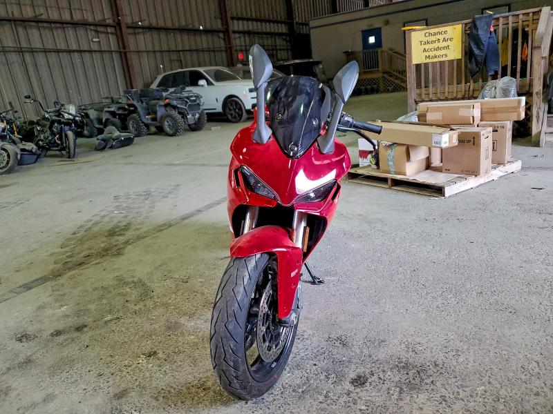 2024 DUCATI SUPERSPORT   