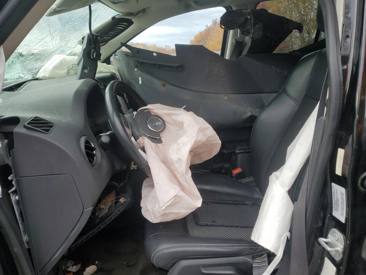 2016 Jeep Compass Latitude VIN: 1C4NJDEB2GD758834 Lot: 91319845